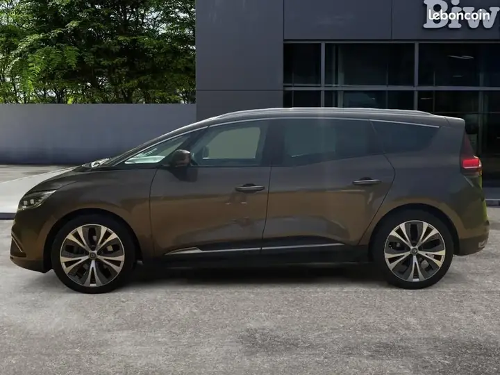 Renault Grand Scenic 2018 photo 2