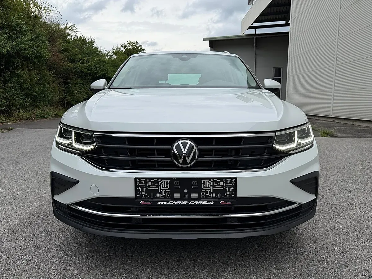 Volkswagen Tiguan 2021 photo 2
