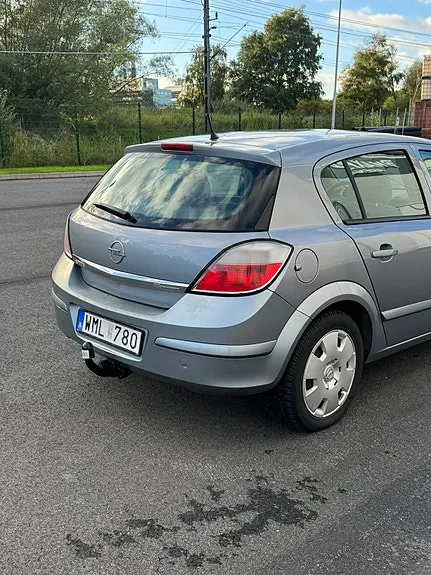 Opel Astra 2005 photo 2