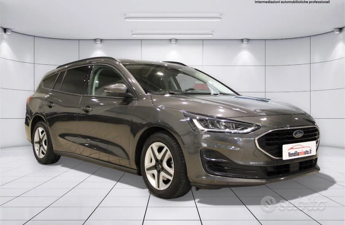 Ford Focus 2022 photo 3