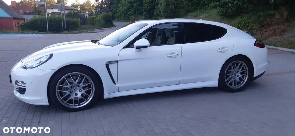 Porsche Panamera 2011 photo 5