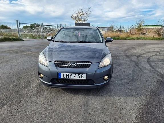Kia Proceed 2010 photo 3