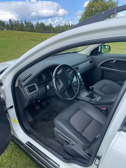 Volvo V70 2008 photo 3