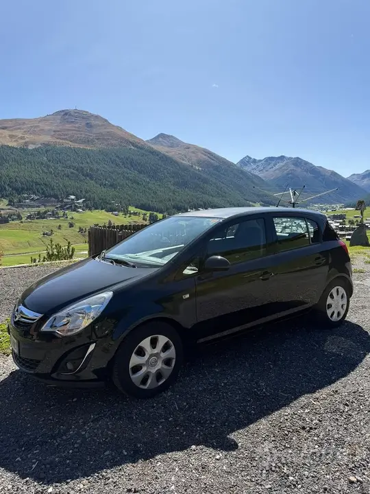 Opel Corsa 2013 photo 2