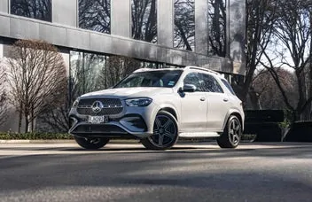 Mercedes-Benz Gle 450 D 2025 photo 2