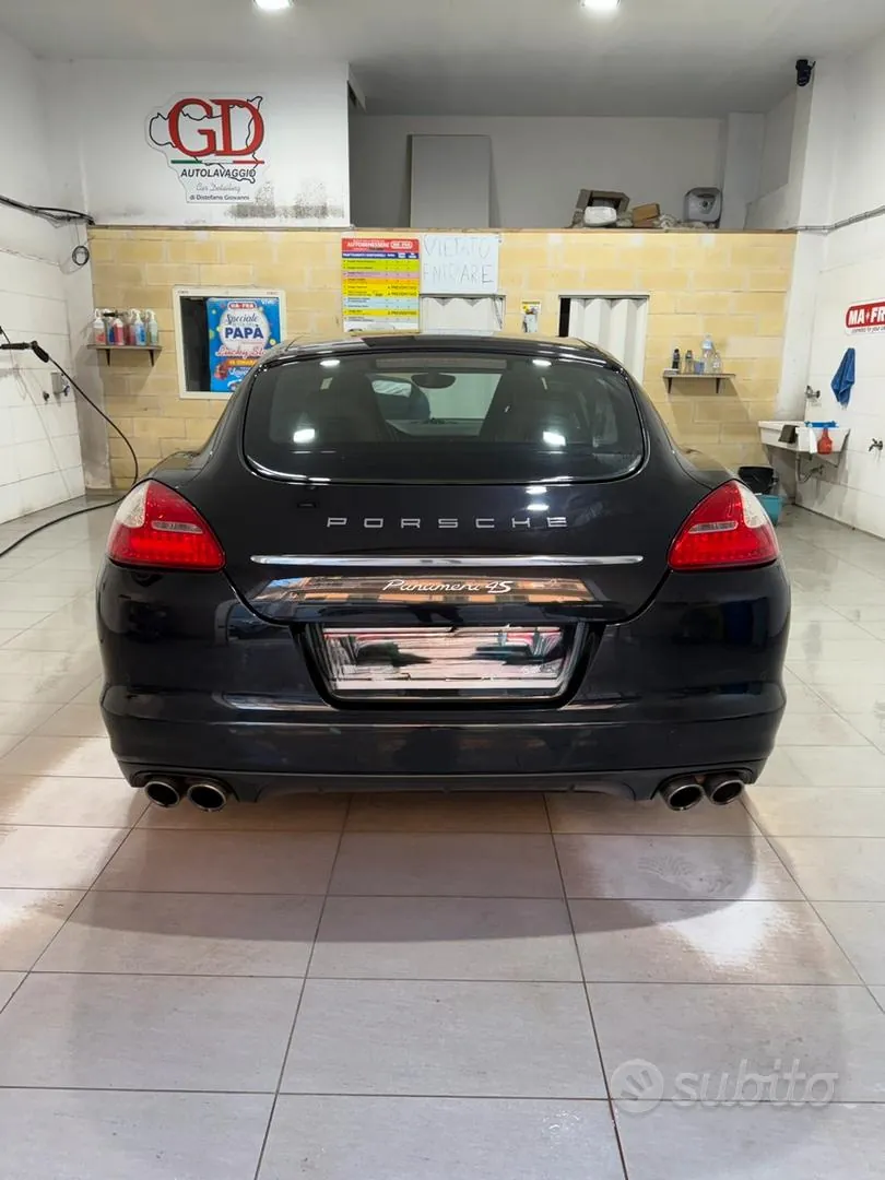 Porsche Panamera 2012 photo 4