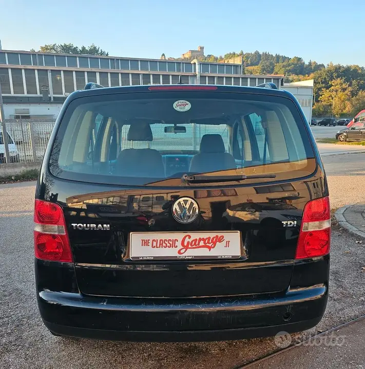 Volkswagen Touran 2006 photo 5