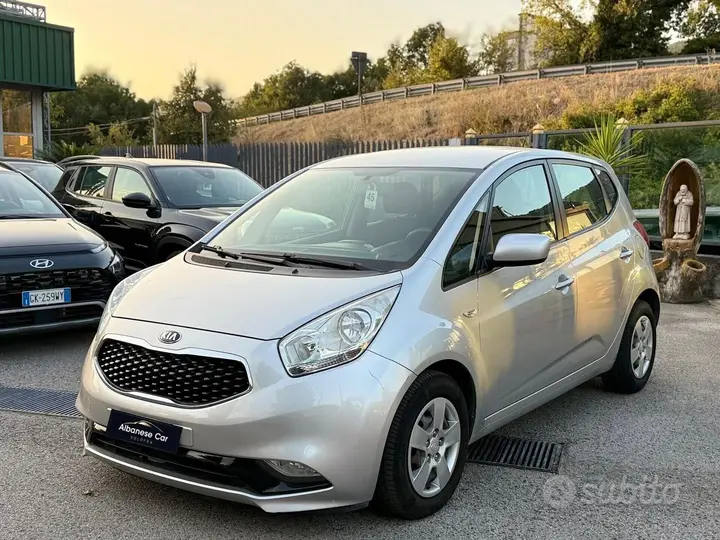 Kia Venga 2015 photo 3