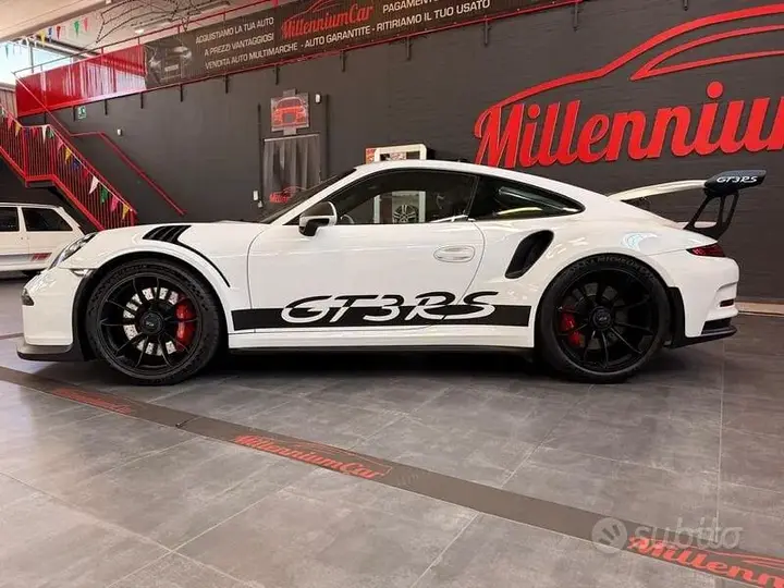 Porsche 911 Coupe 2016 photo 2