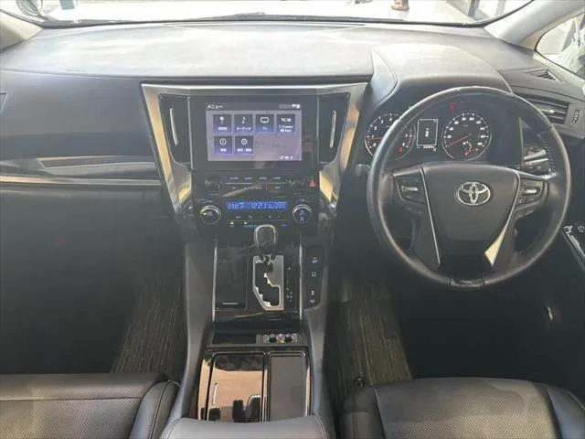 Toyota Alphard 2021 photo 3