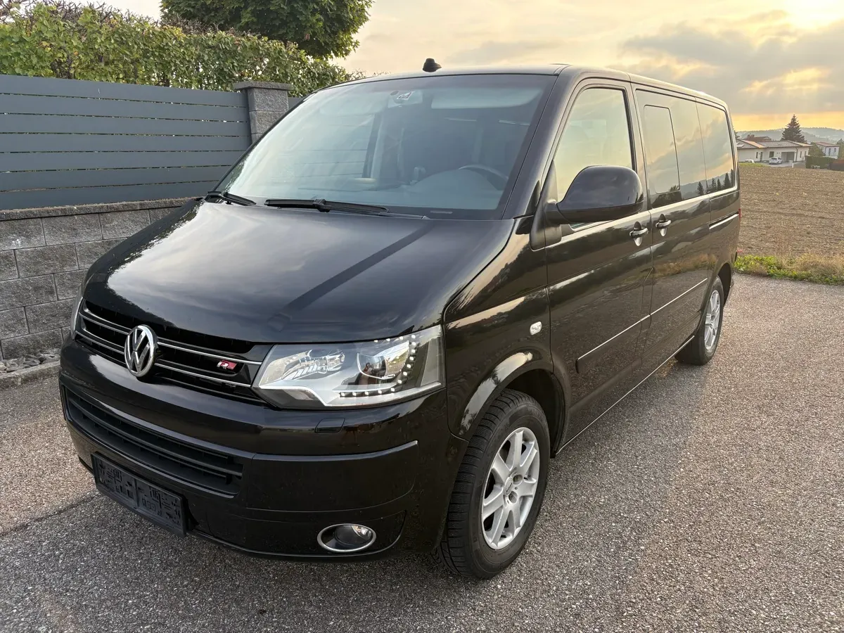 Volkswagen Multivan 2004 photo 2