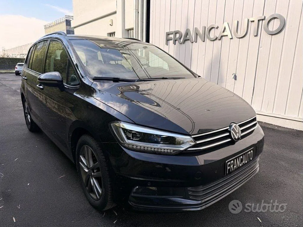 Volkswagen Touran 2022 photo 5