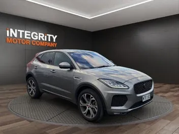 Jaguar E-Pace 2020 photo 2