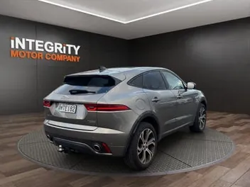 Jaguar E-Pace 2020 photo 4