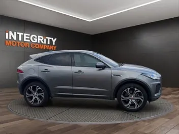 Jaguar E-Pace 2020 photo 3
