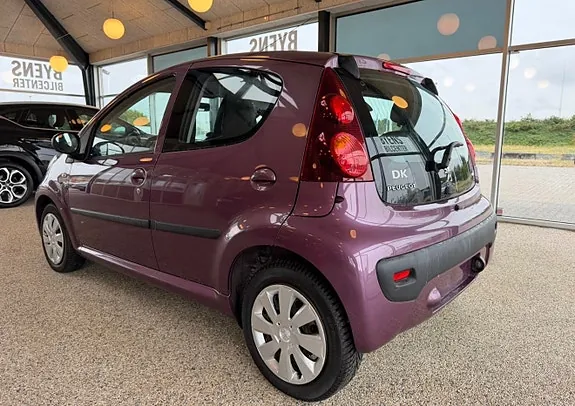 Peugeot 107 2014 photo 5