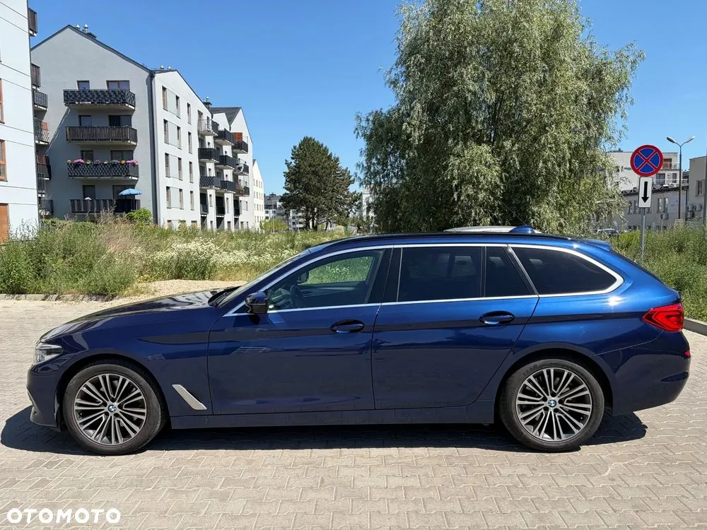 BMW Seria 5 2020 photo 3