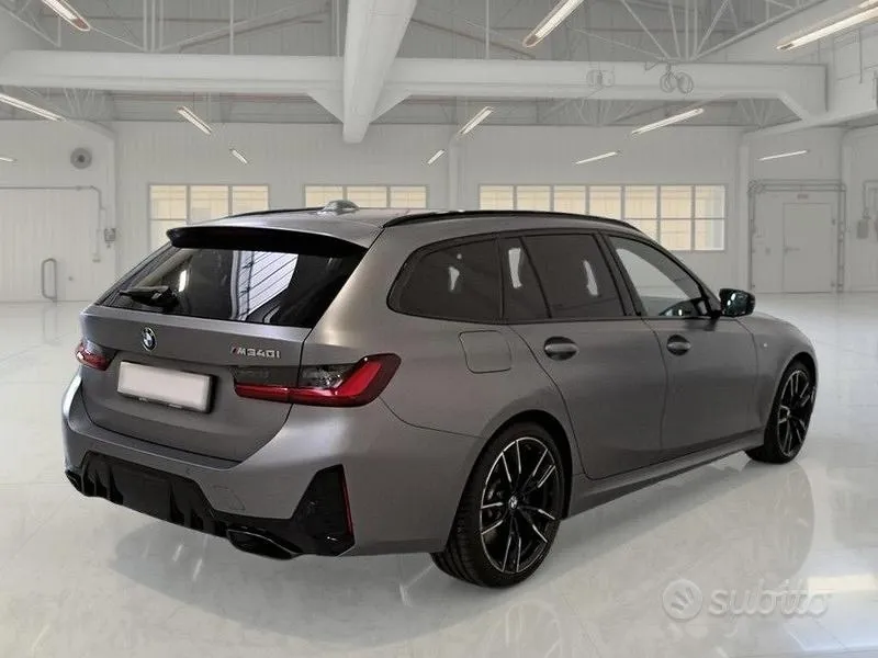 BMW 3 Series 2024 photo 4