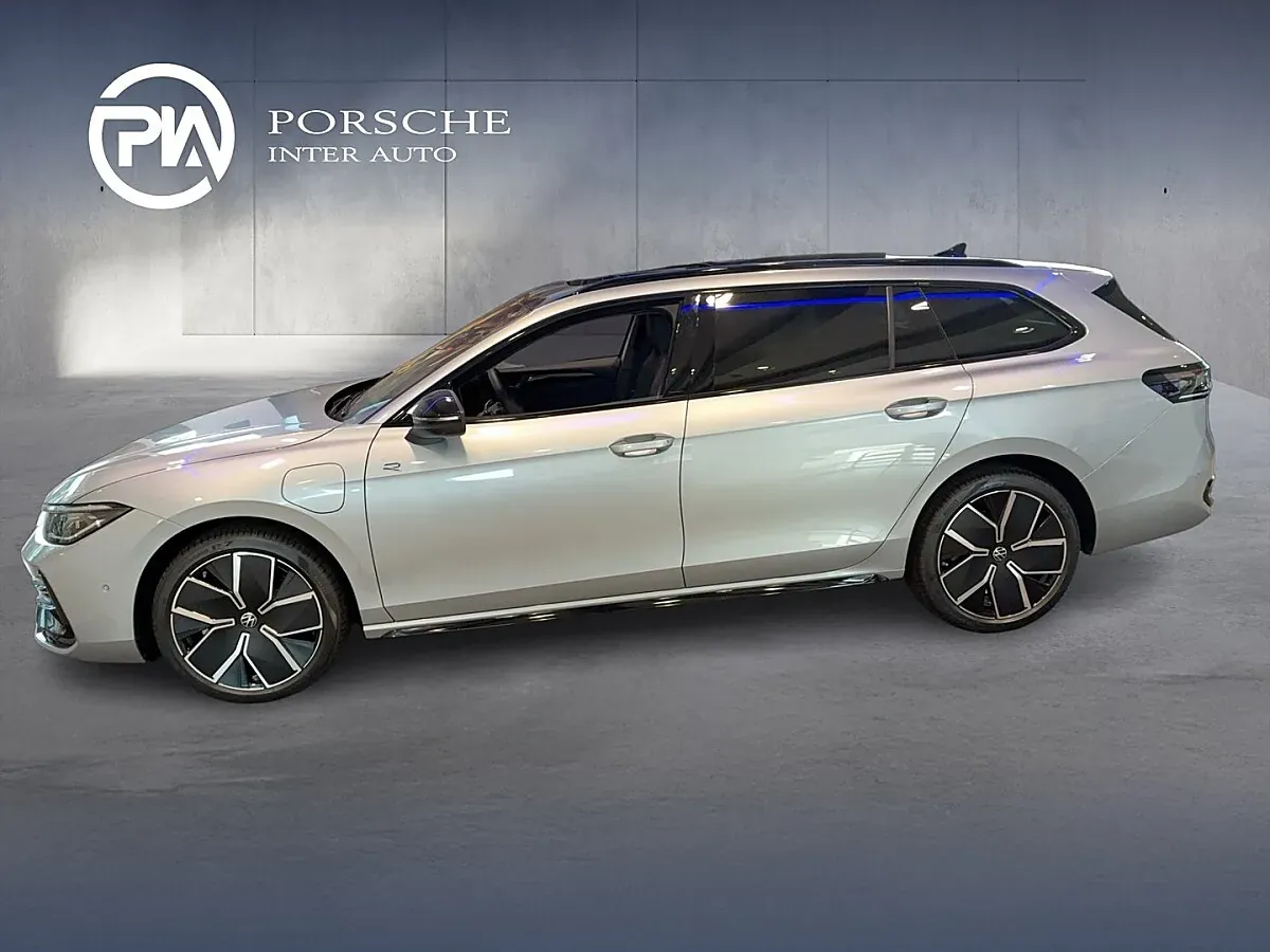 Volkswagen Passat 2026 photo 2