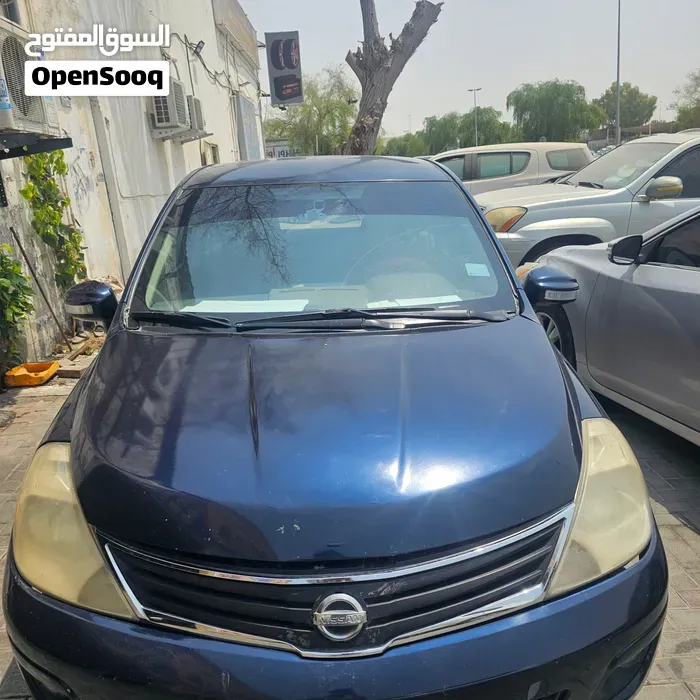 Nissan Versa 2012 photo 5