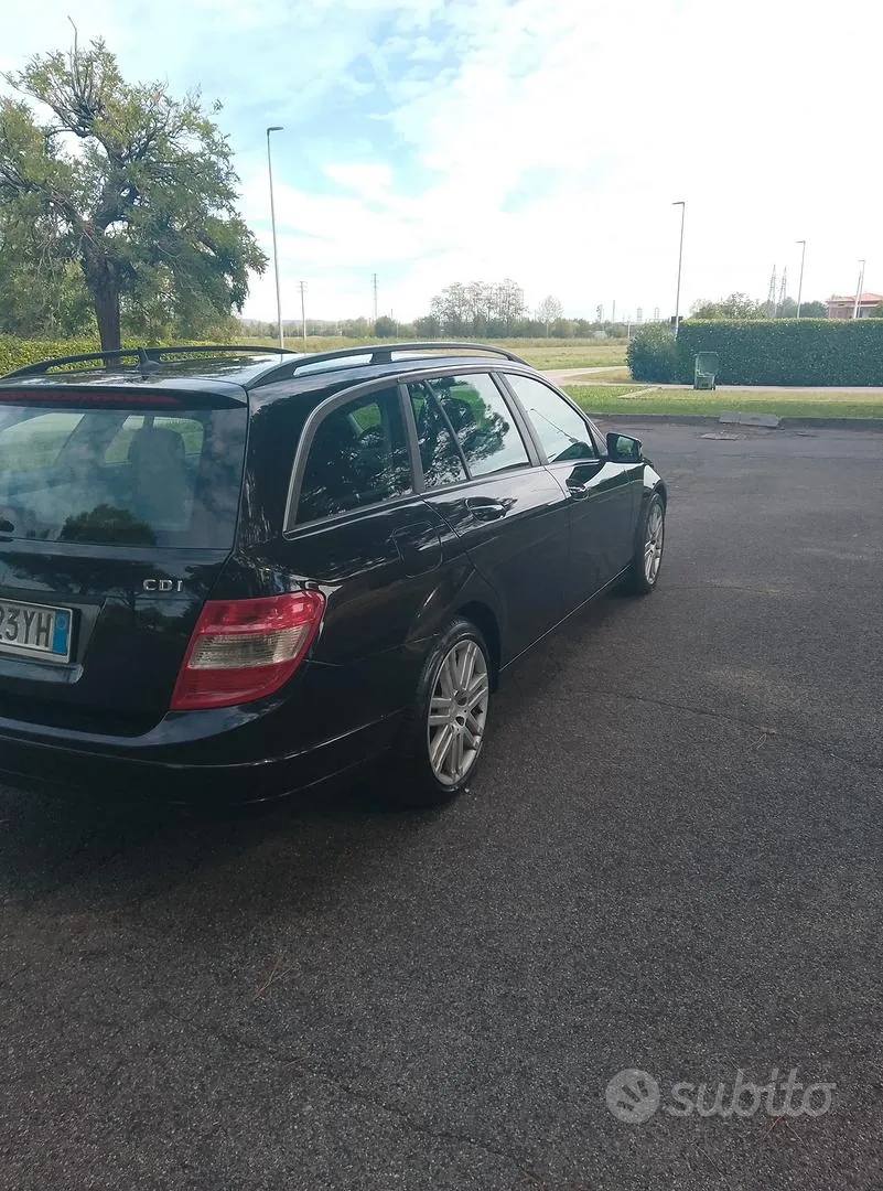 Mercedes-Benz C-Class 2010 photo 5