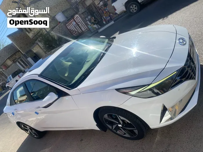 Hyundai Elantra 2022 photo 4