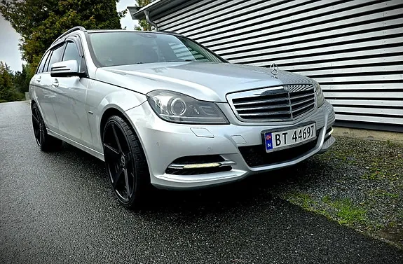 Mercedes-Benz C220 D