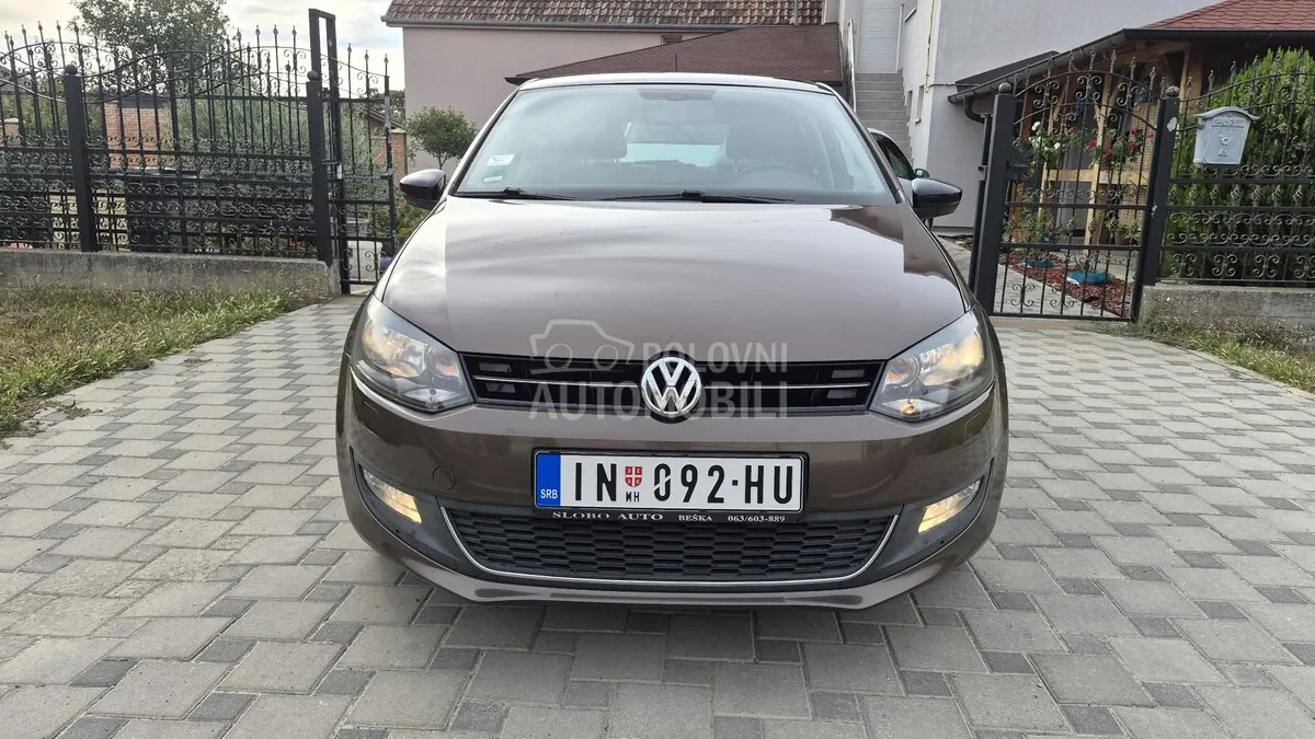 Volkswagen Polo 2012 photo 2