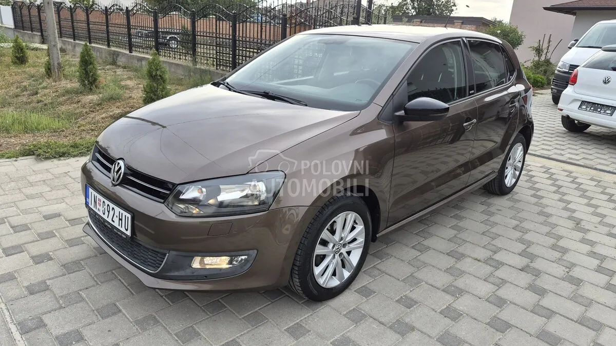 Volkswagen Polo 2012 photo 3