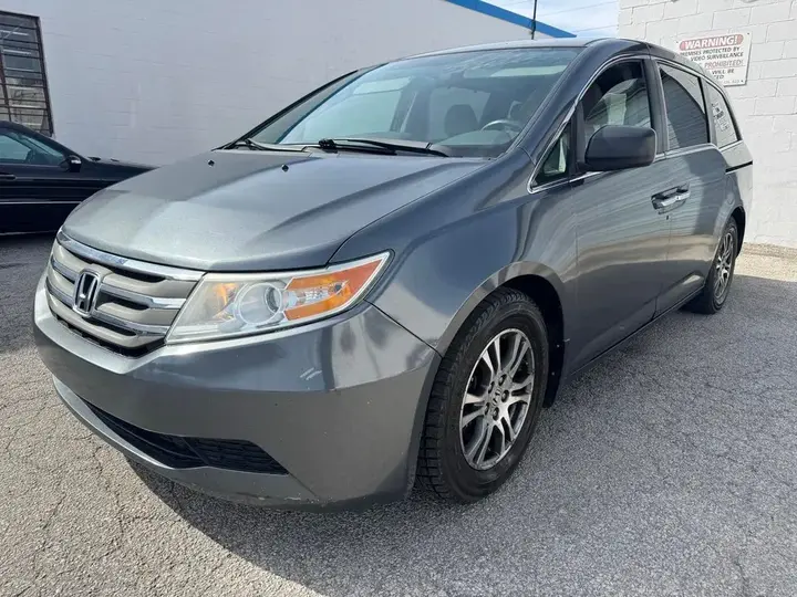 Honda Odyssey 2013 photo 5