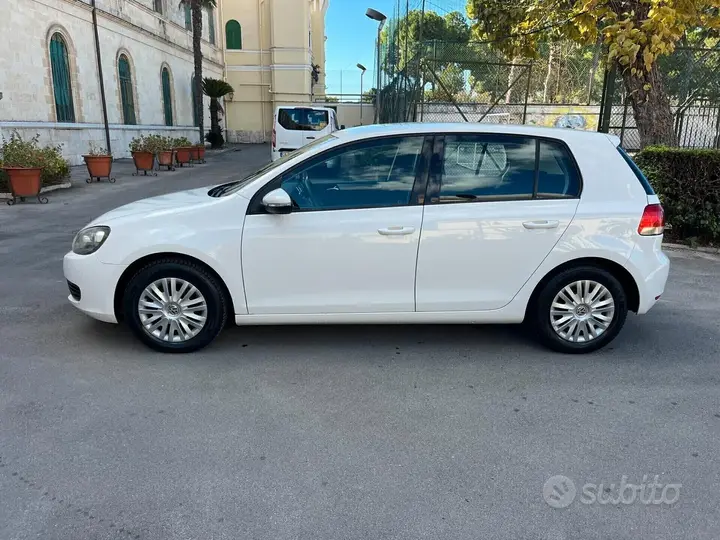 Volkswagen Golf 2012 photo 3