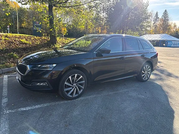 Skoda Octavia 2022 photo 4