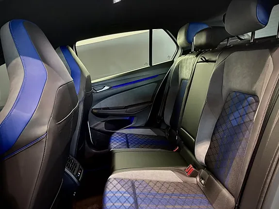 Volkswagen Golf I 2024 photo 4