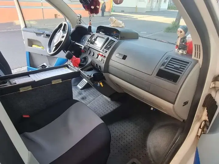Volkswagen T5
