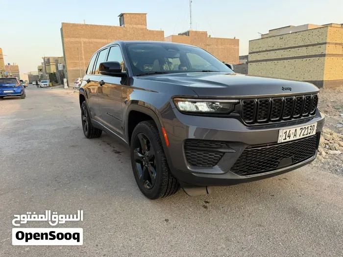 Jeep Grand Cherokee 2023 photo 4