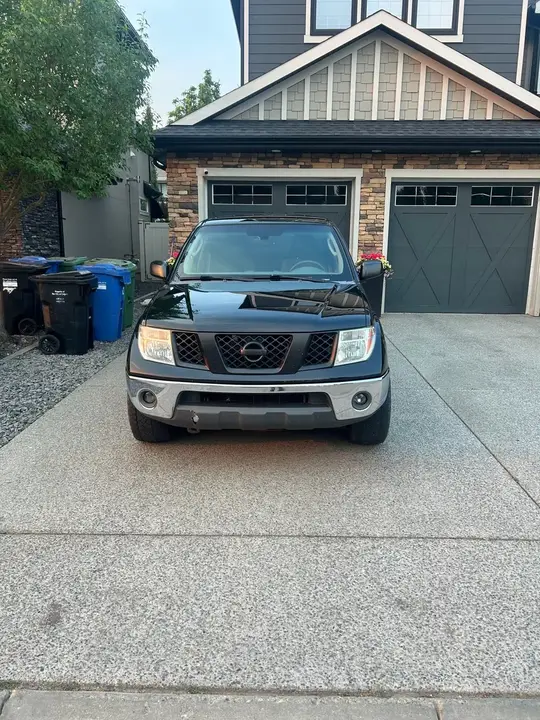 Nissan Frontier 2008 photo 2