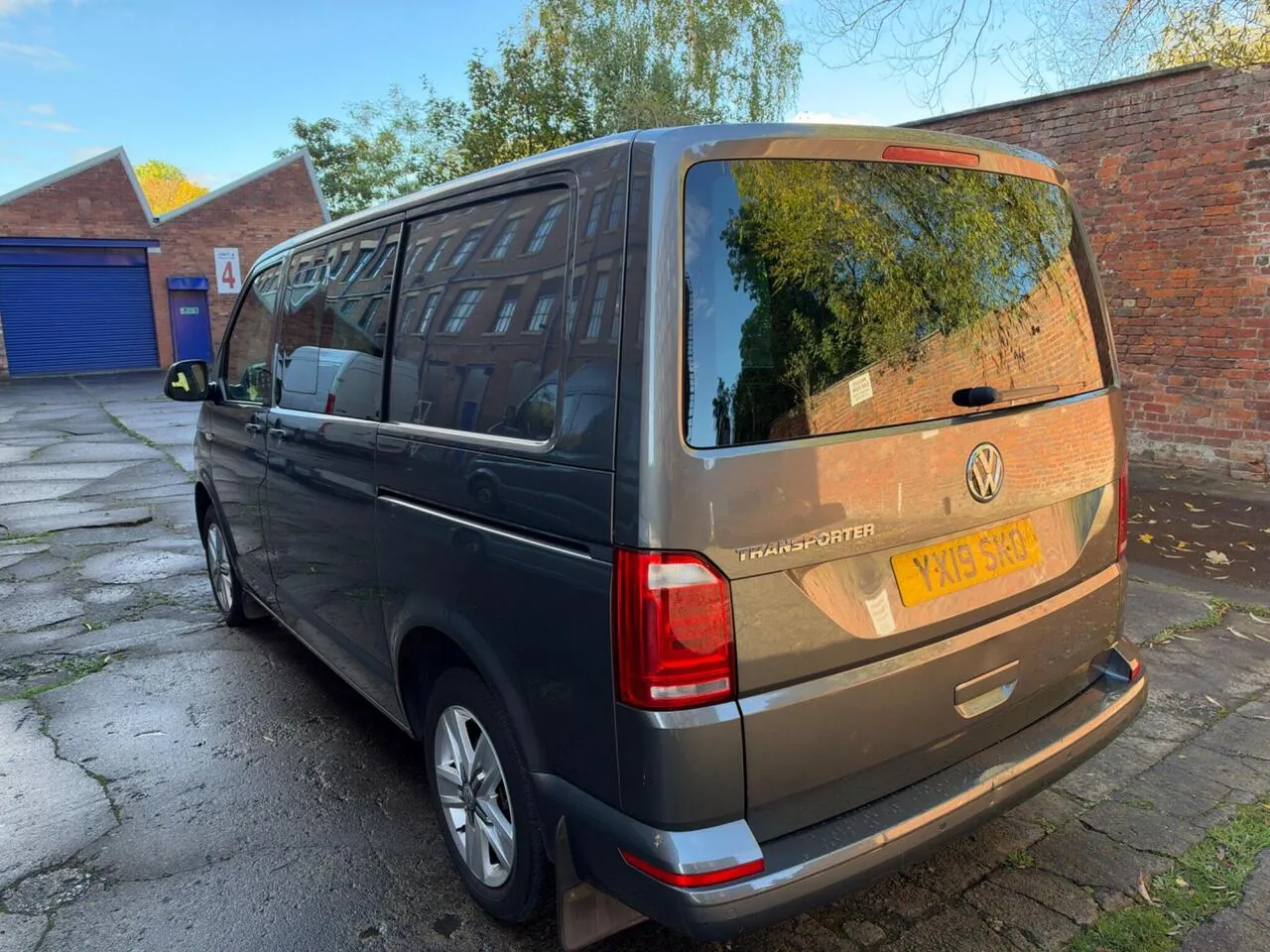 Volkswagen Transporter 2019 photo 5