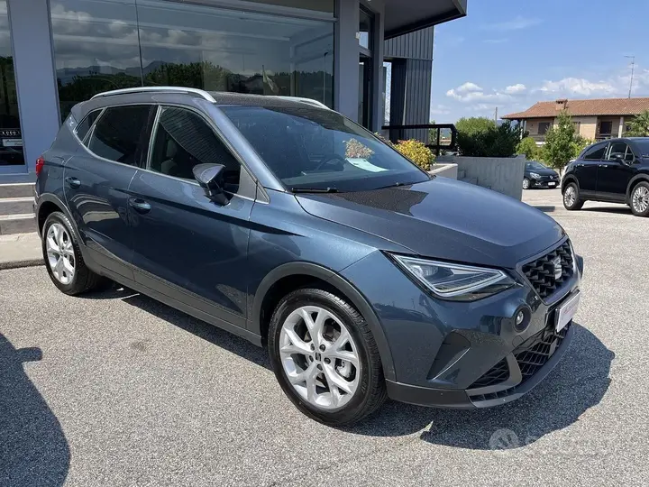 Seat Arona 2023 photo 5