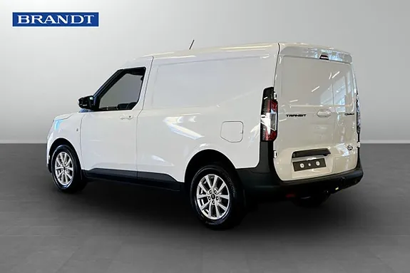 Ford Transit Courier 2026 photo 2
