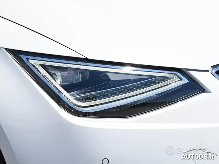 Seat Ibiza 2023 photo 2