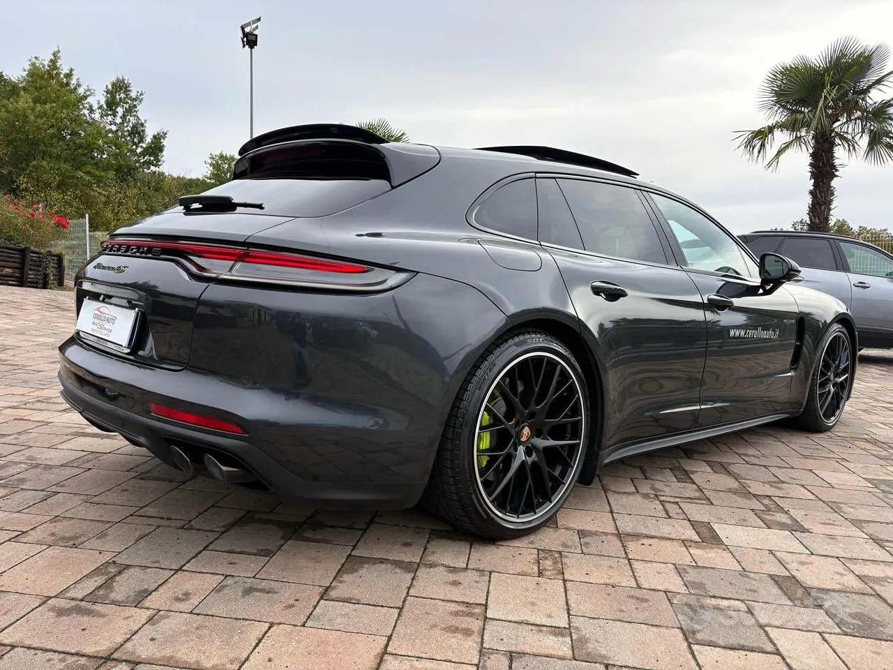Porsche Panamera 2021 photo 3