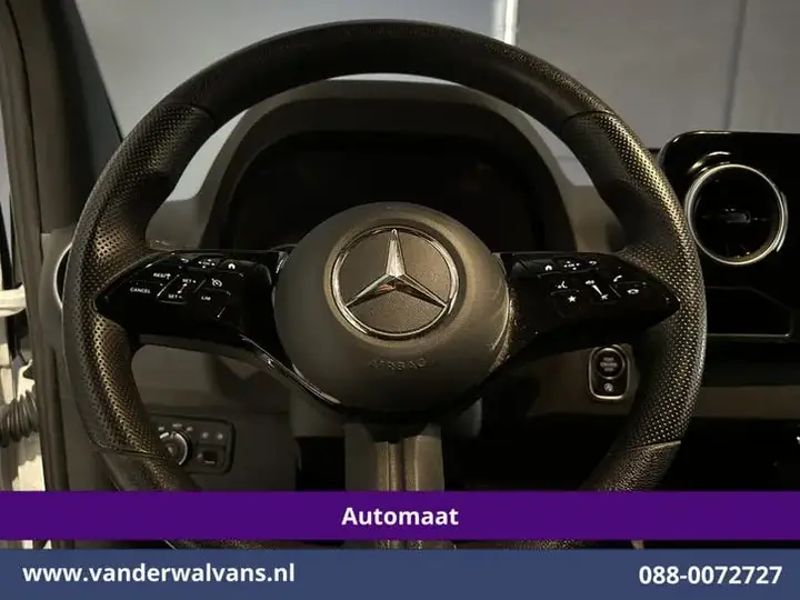 Mercedes-Benz Sprinter 2024 photo 4