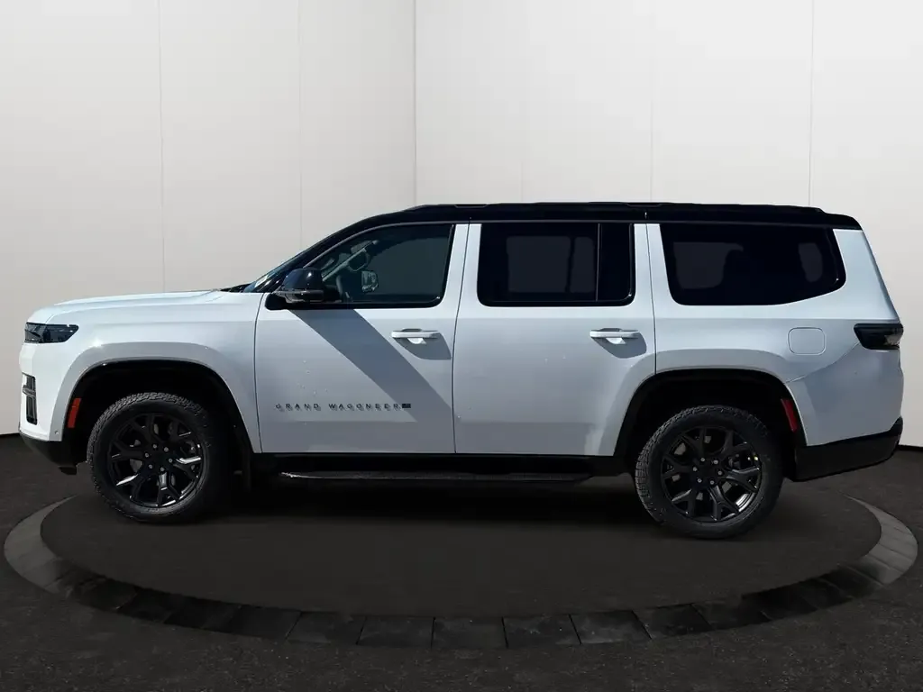 Jeep Grand Wagoneer 2026 photo 2