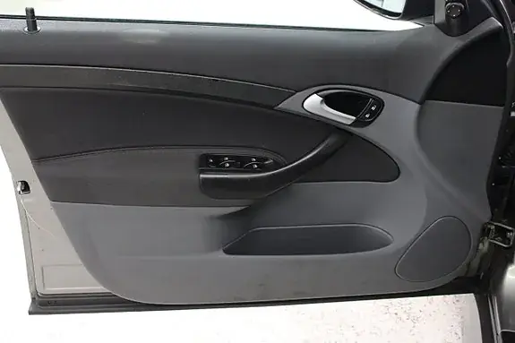 Saab 9-3 2005 photo 5