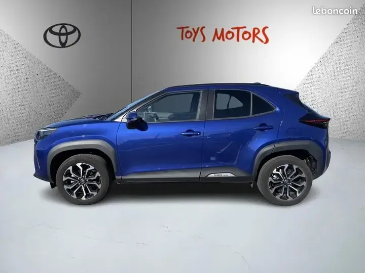 Toyota Yaris Cross 2023 photo 2