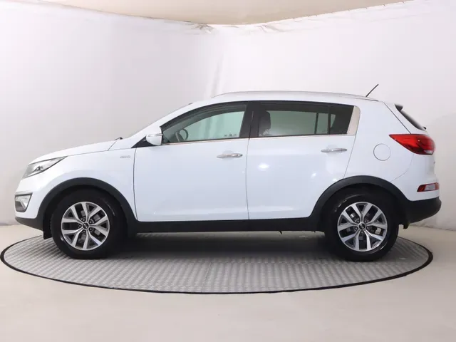 Kia Sportage 2015 photo 2