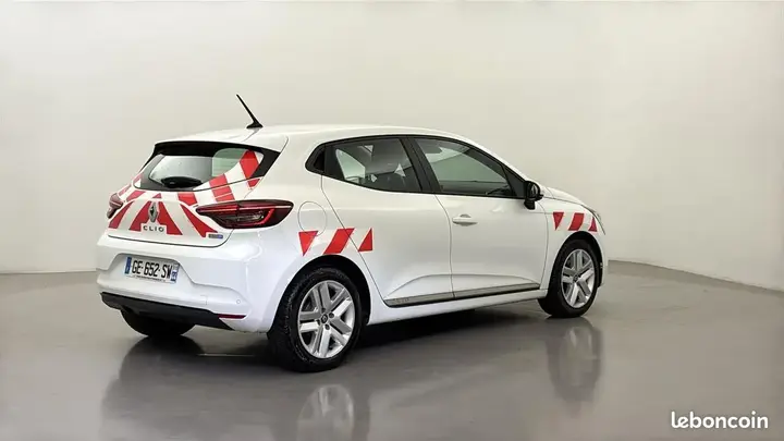 Renault Clio 2022 photo 5