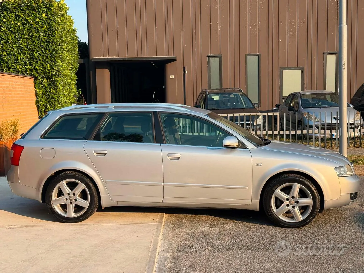 Audi A4 2004 photo 4