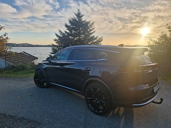 BYD Tang 2022 photo 2