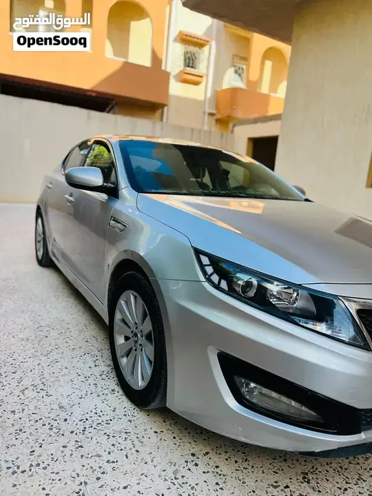 Kia K5 2012 photo 3